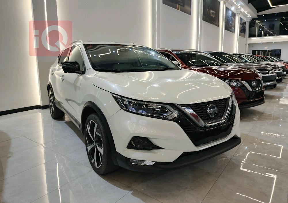 نيسان روج سبورت